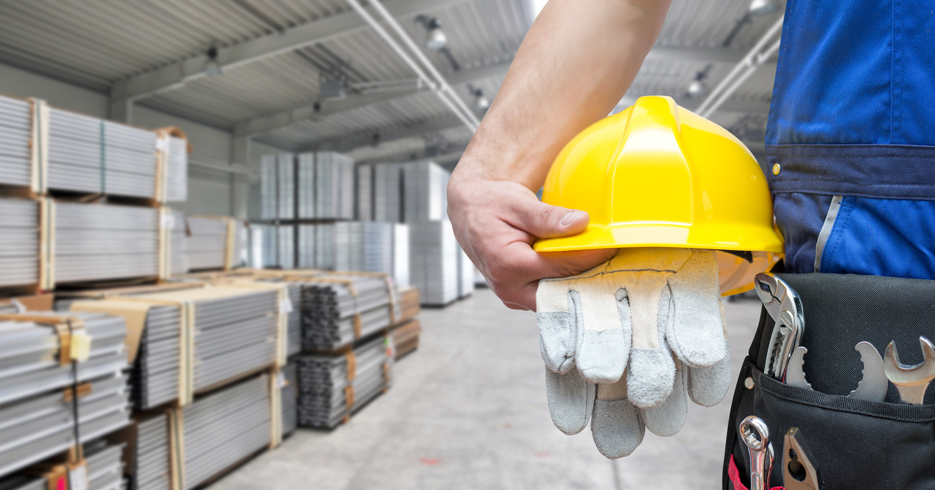 Mitarbeiter im Maschinenbau der Koch Metallbau Halle